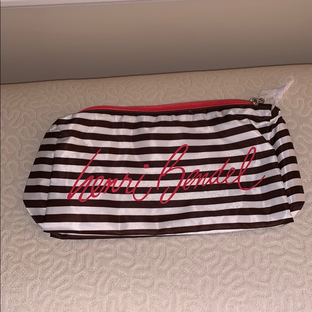 Henri Bendel large travel pouch NEW!!!!